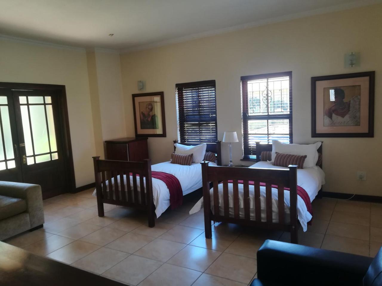 Moon And Sixpence Garden Guest House Muldersdrift Szoba fotó